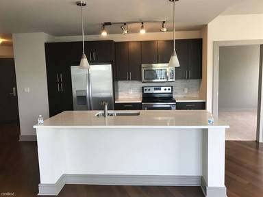 Main picture of 106 W 4th St