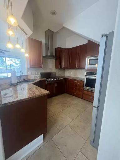Main picture of 2119 Montclair Dr