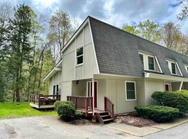 Main picture of 57 Silver Birch Pl