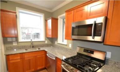 Main picture of 2810 Ashland Ave