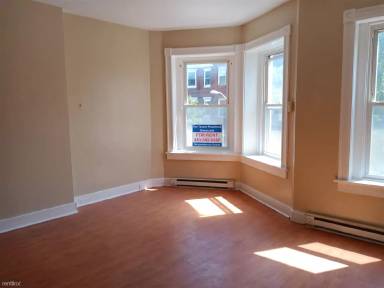 Main picture of 720 Newington Ave