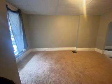 Main picture of 563 Camp St
