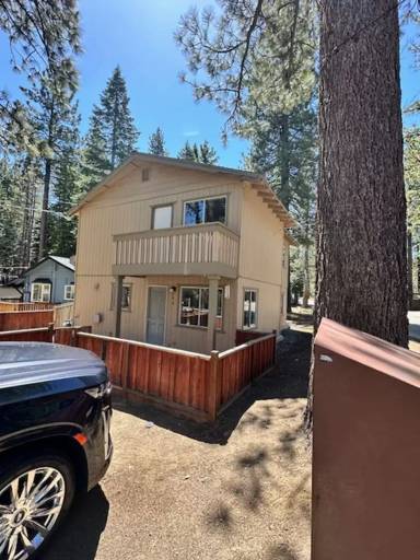 Main picture of 546 Eloise Ave