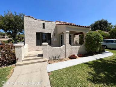 Main picture of 117 W Brookdale Pl