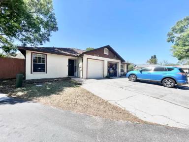 Main picture of 2674 Markham Ct