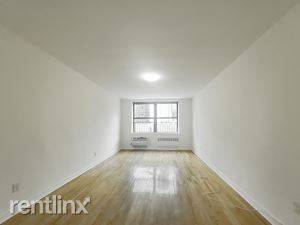 Main picture of 657 2nd Ave