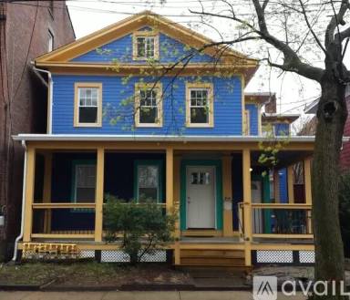 Main picture of 40 Lyon St