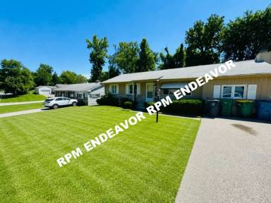 Main picture of 10052 Lilac Ave
