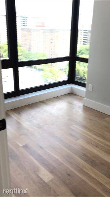 Main picture of 31 Debevoise St