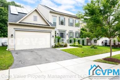 Main picture of 8258 Carinoso Way