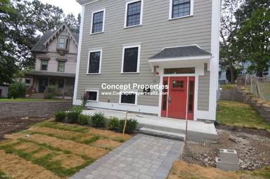 Main picture of 54 Cedar St