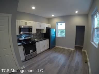 Main picture of 935 S 58th St