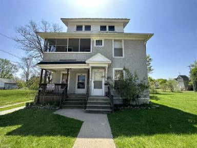 Main picture of 331 W Mason St