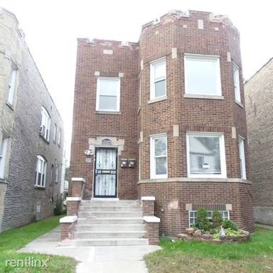 Main picture of 3043 E 79th Pl