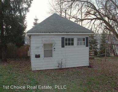 Main picture of 1222 Parkview St