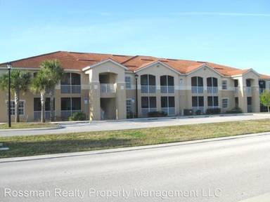 Main picture of The Lakes At College Pointe