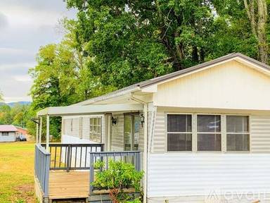 Main picture of 1137 Rock Creek Rd