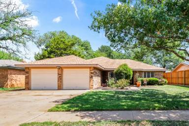 Main picture of 5206 95th St