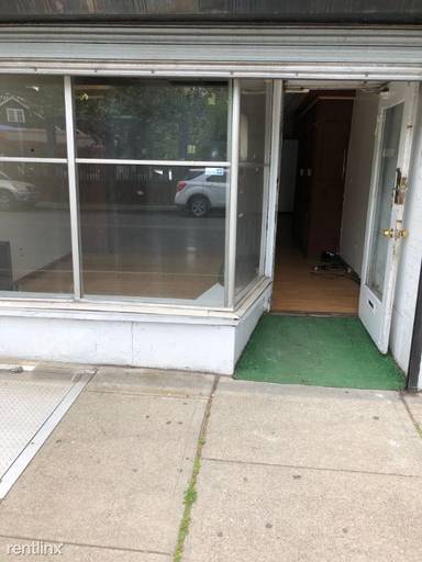 Main picture of 1588 Maple Ave