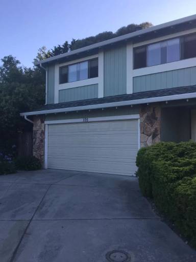 Main picture of 105 Seton Way