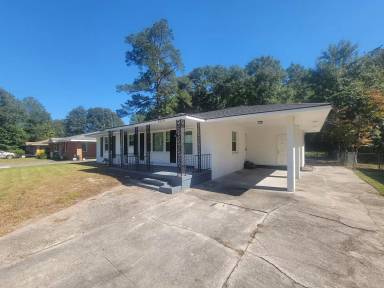 Main picture of 3310 Emerson Dr