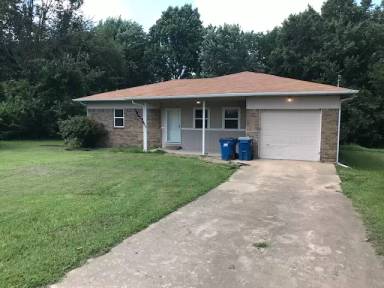 Main picture of 901 SE 11th St