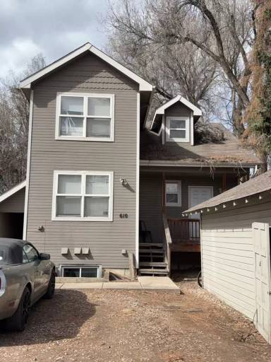 Main picture of 610 S Whitcomb St