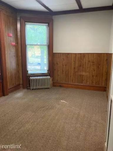 Main picture of 351 Maple Ave