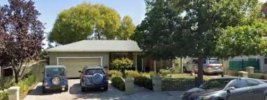 Main picture of 2245 Roosevelt Ave