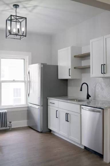 Main picture of 3377 Euclid Heights Blvd