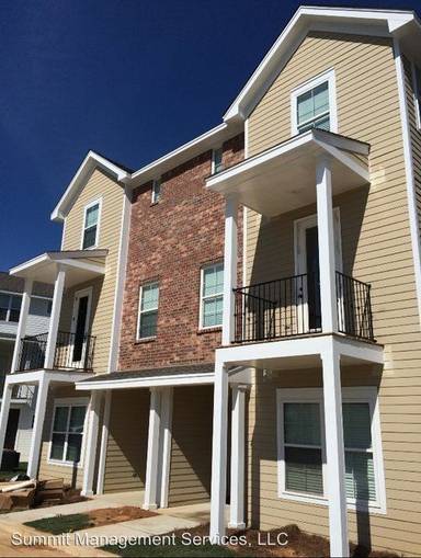 Main picture of 105 Oxford Square Blvd