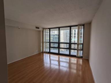 Main picture of 10 E Ontario St Apartments