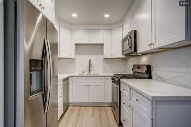 Main picture of 849-853 W 11th Ave