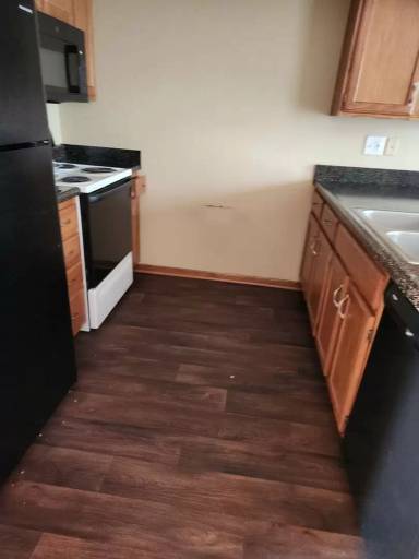 Main picture of 400 SE Oak Ridge Dr