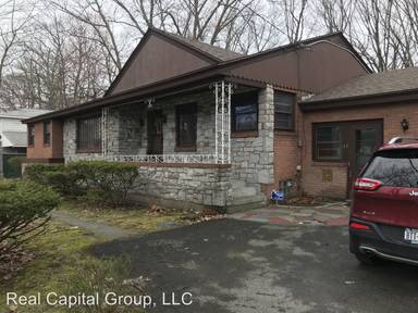 Main picture of 42 Bayberry Rd