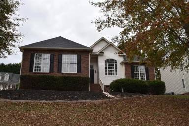 Main picture of 3740 Kennedy Rd