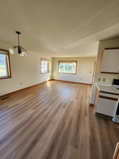 Main picture of 1128 Glenn Pl