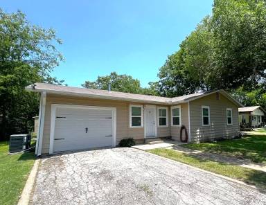 Main picture of 409 Oscar St