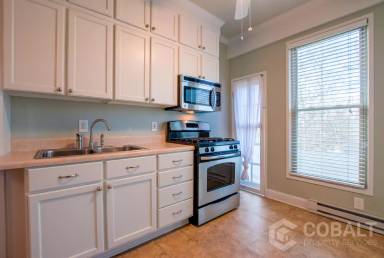 Main picture of 1106 Monroe Drive NE - 4