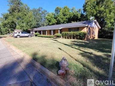 Main picture of 1026 Deaton St