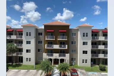 Main picture of Paradise Pointe Condominium