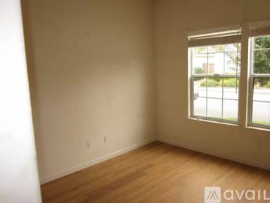 Main picture of 821 Peggy Lee Ct