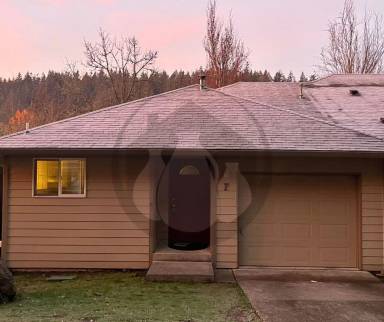 Main picture of 1201 S Water St