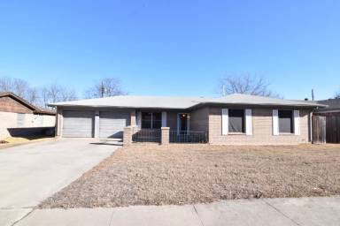 Main picture of 415 Cottonwood Dr