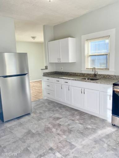 Main picture of 56 Broadway