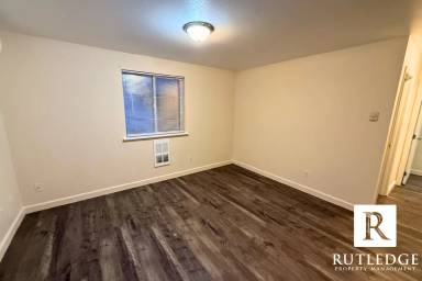 Main picture of 523 Putnam St
