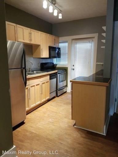 Main picture of 213 S 26th Ave