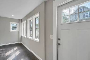 Main picture of 22 South St