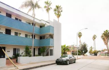 Main picture of 415 Gravilla St
