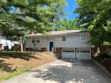 Main picture of 6708 W 71st Ter
